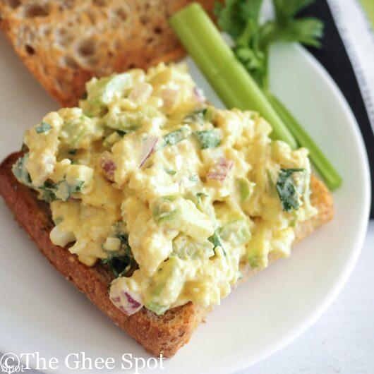 Creamy egg salad with curry spice.