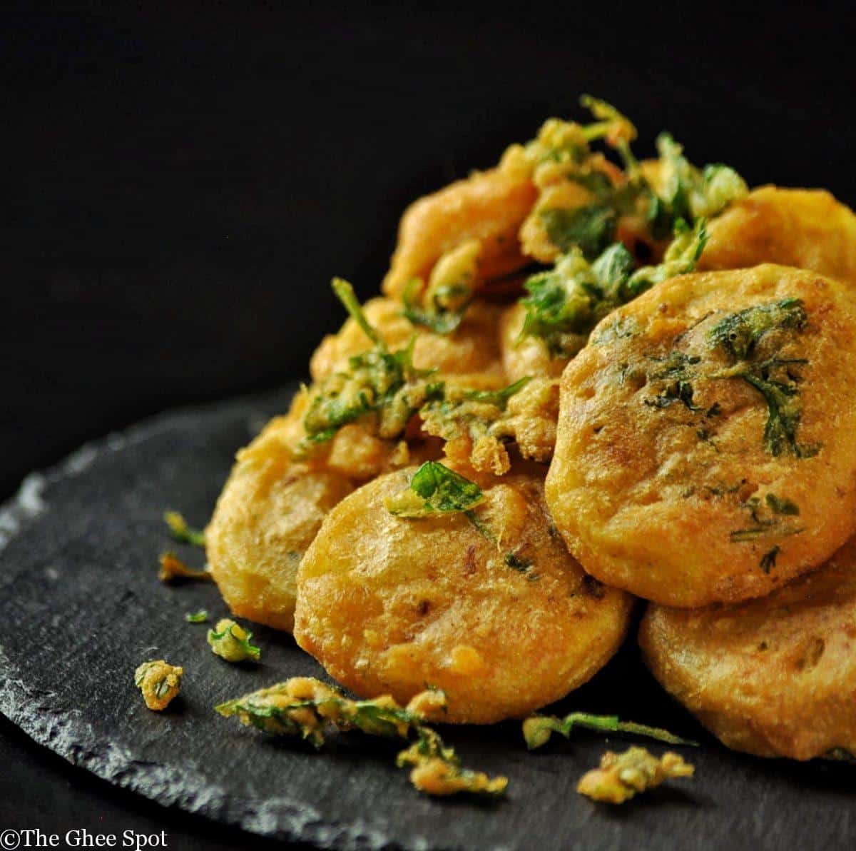 Crispy, savory, battered aloo pakoras